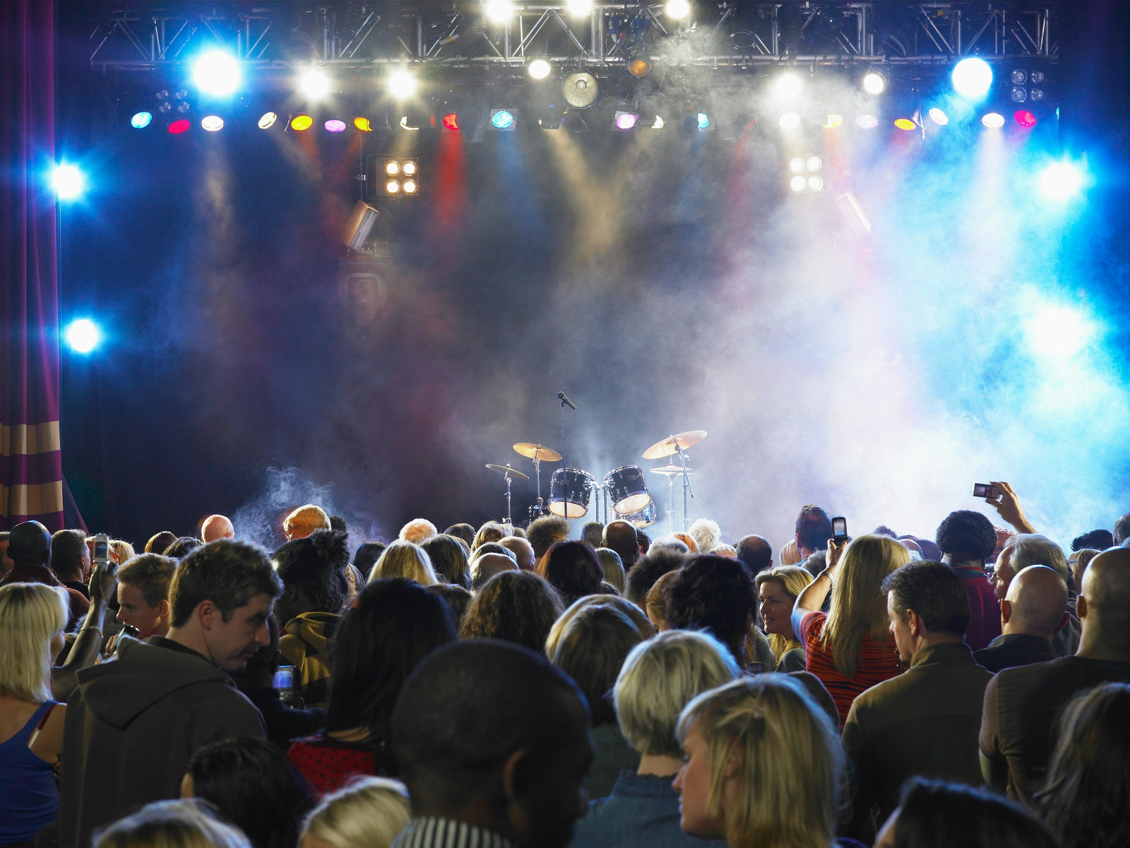 Experience the Magic of Icelandic Festivals in 2025!